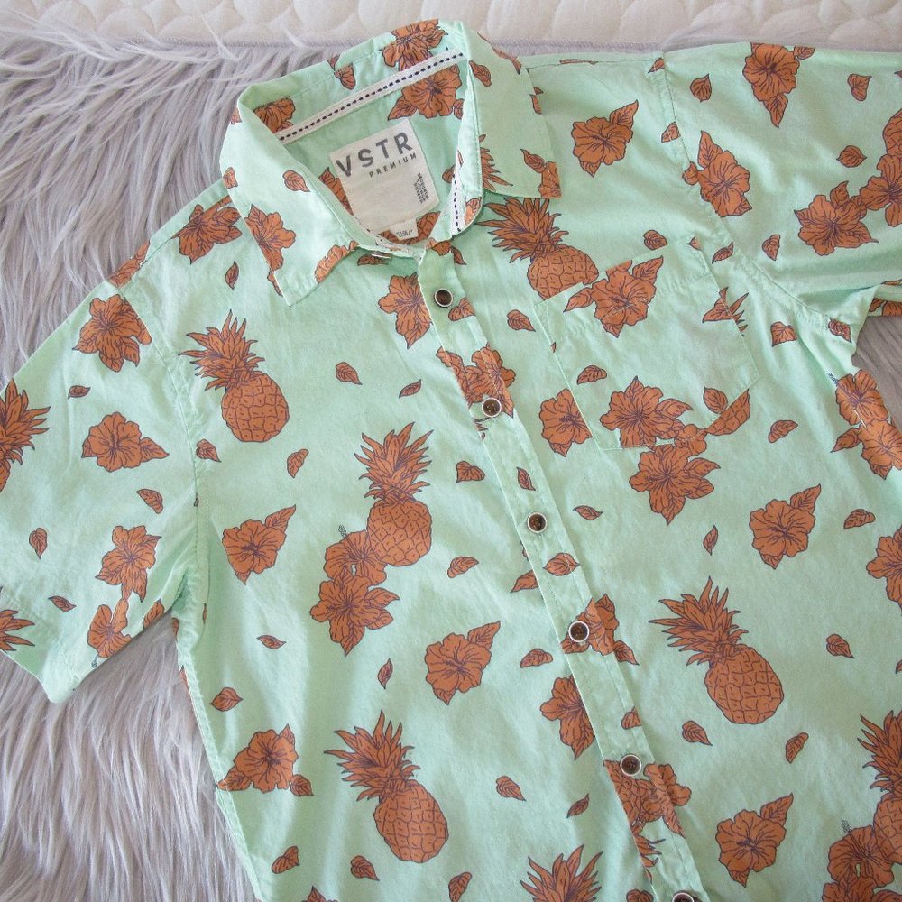 VSTR Premium Boys Pineapple Button Down Shirt M